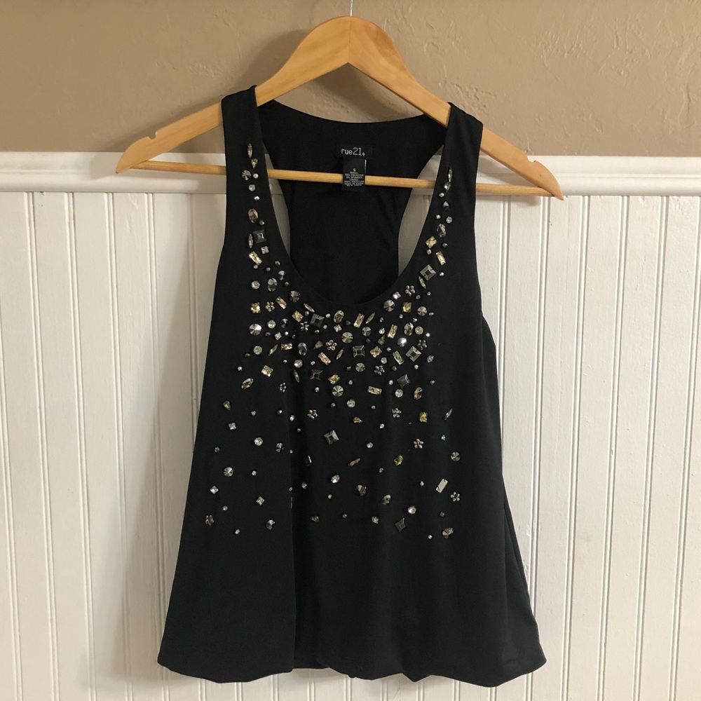 LIKE NEW • Black Holiday Jewel Sleeveless Top 🎄✨